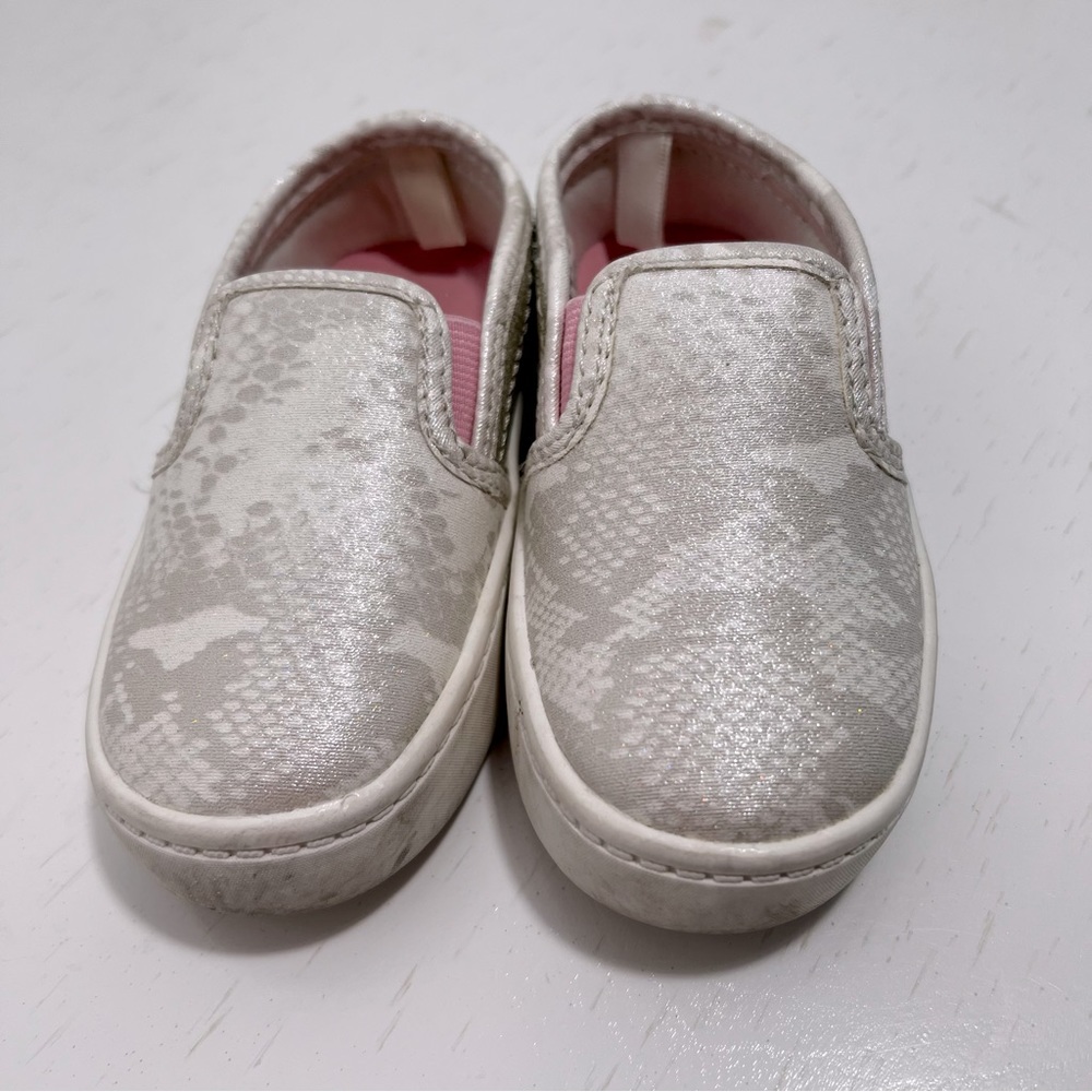 CARTER'S NETTI SLIP-ON SNEAKER - KIDS - Picture 2 of 11